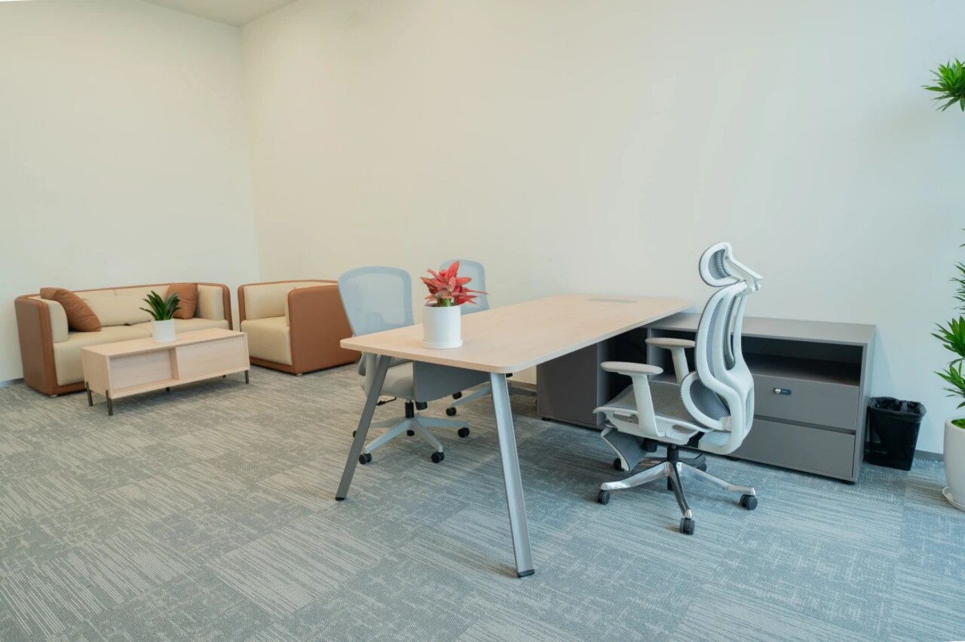 学校公寓家具
